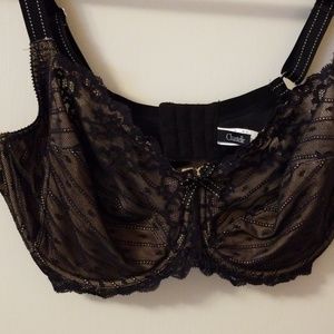 Chantelle bra
